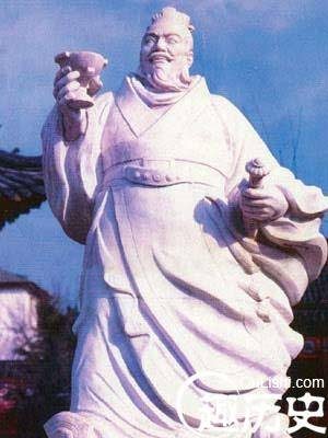 项羽射中刘邦胸口的故事具体是什么样的