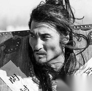 水浒传中鲁智深是怎么救豹子头林冲的