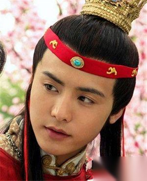 红楼梦贾宝玉是什么转世 贾宝玉和秦钟什么关系