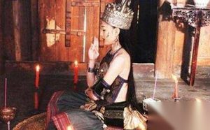 史上湘西三大诡异邪术:“赶尸”行业竟然存在