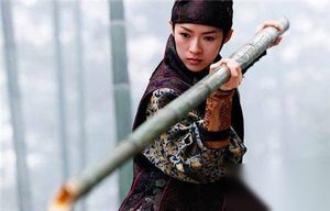 古代女扮男装起源于什么时候？