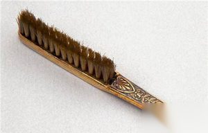 古人没牙膏每天用什么刷牙？最早用杨柳枝来清洁牙齿