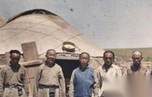 无法直视：外蒙古处置少女私刑极其残忍