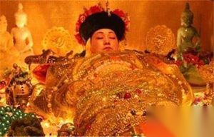 揭秘古代皇帝死后都有哪些做陪葬品？