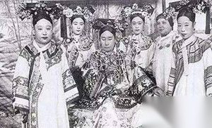 慈禧太后需要几个宫女陪伴 慈禧太后洗澡用掉了上百条毛巾