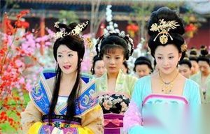 杨贵妃与梅妃二美相斗 唐玄宗爱谁多一些?