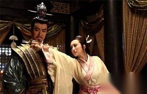 揭秘：被历史忽悠千年的曹操第一绯闻