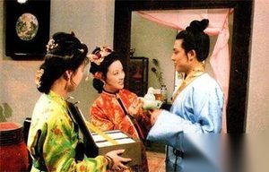 王熙凤能搞定整个贾府为什么却搞不定一个贾琏