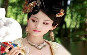 北齐冯小怜：为何玉体横陈在朝堂上让官员欣赏