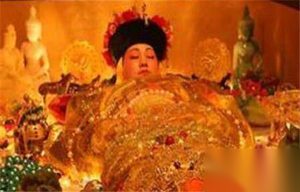 慈禧生前为自己选了特殊棺材 竟至死都没有睡上