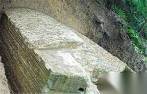 明代“七品芝麻官”的墓中：或存有完整古尸