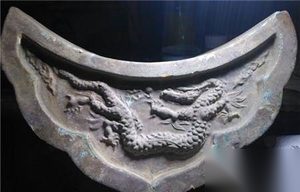 明代蜀王府宫殿重见天日：出土五爪龙纹瓷器