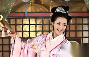 风流野史：曹丕竟用花言巧语勾引汉献帝老婆