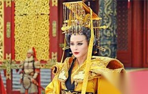 慈禧为何能稳坐江山?这一点上她比武则天高明