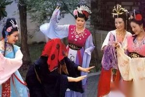 《西游记》取经路上，为什么八戒动不动就想回高老庄？