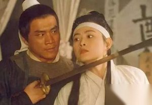 《水浒传》同样是在朝廷混过的人没什么武松和宋江对招安的看法完全不用？