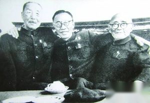 冯玉祥驱逐溥仪出宫经过：限三小时离宫不然开炮