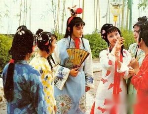 《红楼梦》中的清明节习俗：红楼梦中人如何过清明