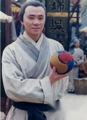 从大宋朝的太尉高俅，看史上踢好足球的重要性