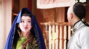 东哥一出生，算命先生就说：此女可兴天下也可亡天下