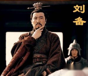 揭刘备关羽的兄弟假象：荆州之战实为借刀杀人？