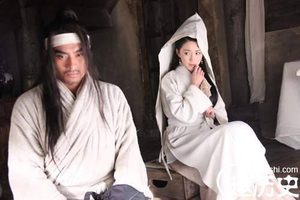 为什么武松杀嫂子潘金莲还要将她的衣服扒光呢？