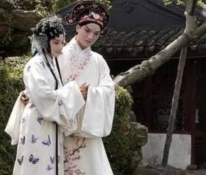 牡丹亭经典名句有哪些?有着什么样的传统文化？