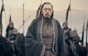 新《三国》明明比老版的《三国》好看很多，为何还被很多人批评？