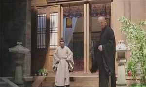 朱棣送高僧姚广孝一群宫女，他为何到寺庙去睡？22年后发现真高明