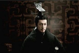 秦始皇的龙袍是黑色的，为什么后世皇帝没有人再穿？原因很真实