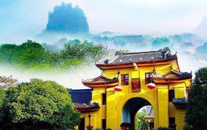 明代靖江王家族字辈是什么？与太祖朱元璋后代的区别在哪里？
