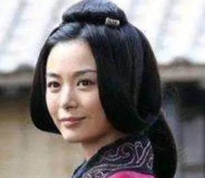 卞夫人与曹丕是什么关系？是曹丕生母吗？