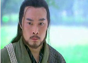朱长龄对张无忌的态度怎么样？有什么变化？