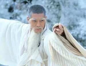 朱长龄是如何教训张无忌的?做了什么事情？