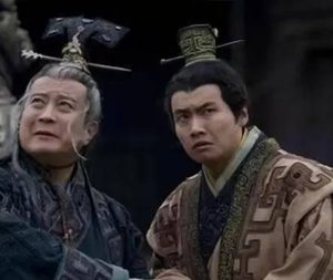 父爱之谜：秦始皇对胡亥的偏爱探析