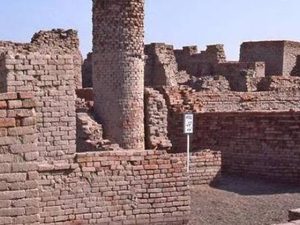 死亡之丘：探索古代文明的神秘遗迹