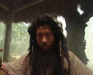任我行夺回教主之位后的疑虑：向问天是否忠诚？