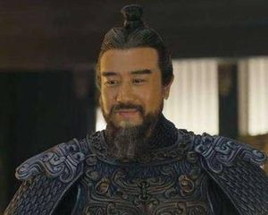 历史与文学交织下的曹操形象——罗贯中笔下的奸雄