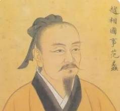 辅佐越王勾践灭吴的关键人物：一场智慧与耐心的较量