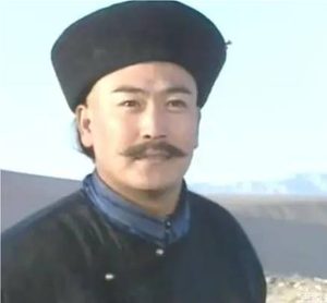 武侠世界中的高手对决：张召重与无尘之间的实力较量