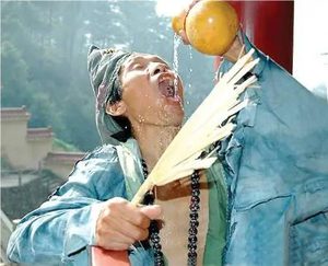 历史与传说的交汇--济公与岳飞的故事