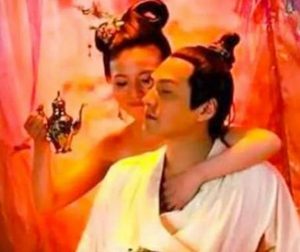 绝色美女被皇帝宠幸10多年，为何却一直不孕？