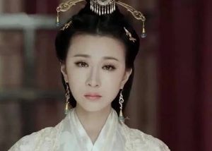 秦始皇女儿之名“曼”的探究：历史迷雾中的一丝线索