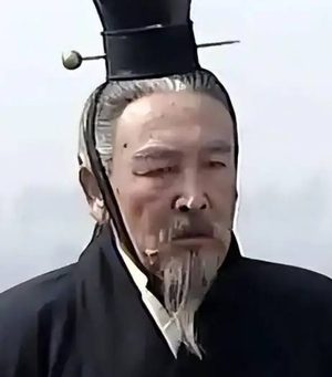 狐偃读音考辨与历史人物探微：从音韵到春秋霸业的智慧符号