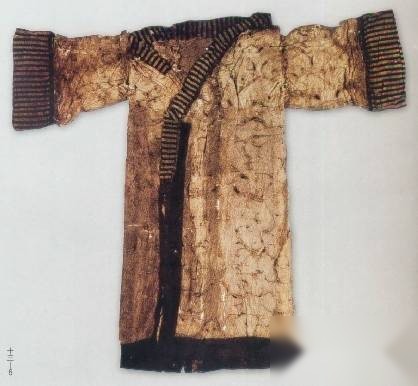 春秋战国仕女服饰历史图片
