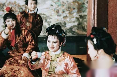 贾探春历史图片