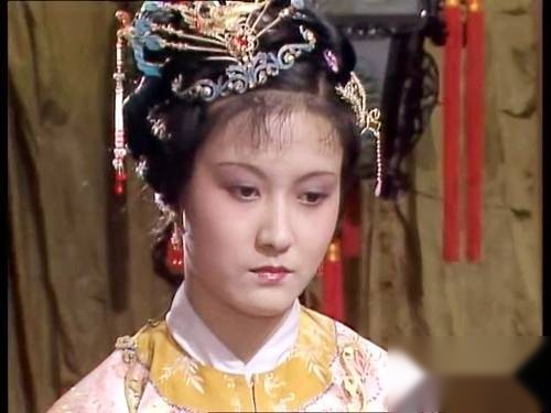 贾迎春历史图片