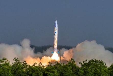 “70年登月在路上”说的是什么?中国70年来的航空航天史!历史图片