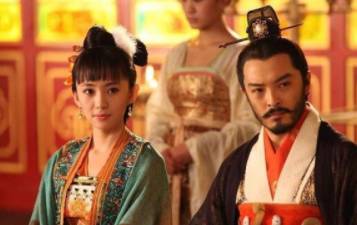 古代的“三寸金莲”是怎么来的?“缠足”始于什么时候?历史图片