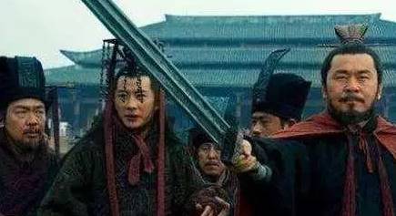 许攸历史图片